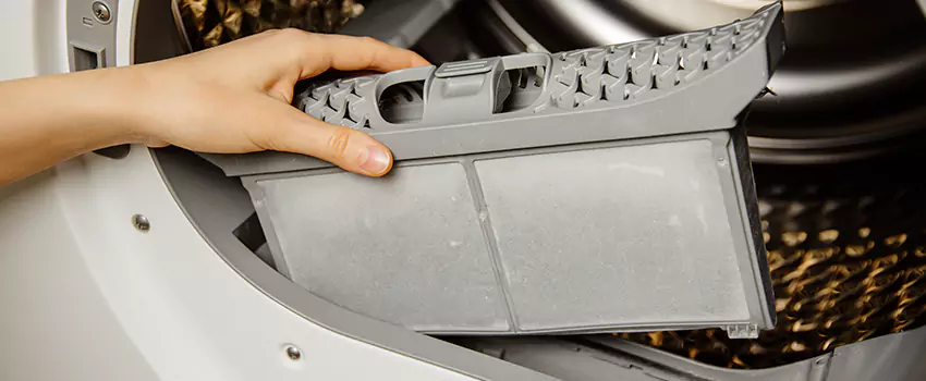 Signs Of A Clogged Dryer Lint Trap in Madisonville, Kentucky